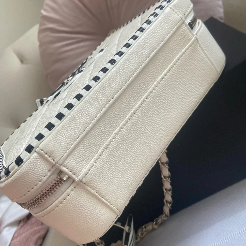 Chanel Vanity Quilted Caviar with Striped Leather - Picture 7 of 11